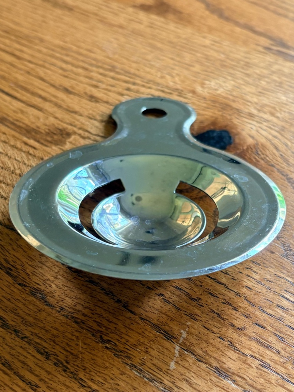 Vintage Metal Egg Separator with Handle - Picture 3 of 9